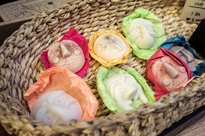 韓国の伝統お面「ハフェタル（河回仮面）」に型取りされた石鹸はプレゼント用に最適です。