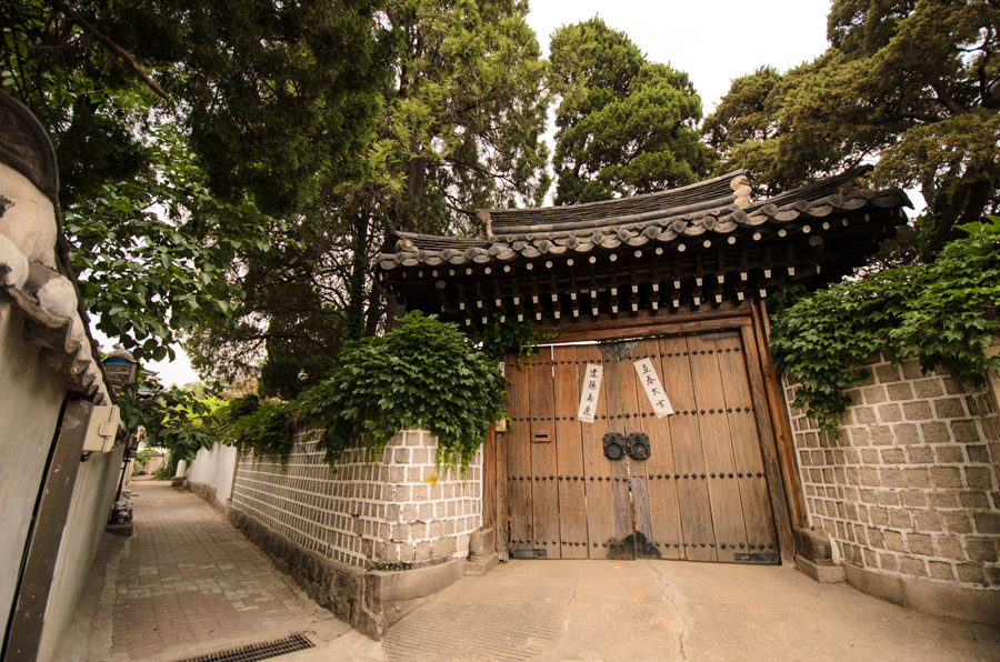 韓屋の大門