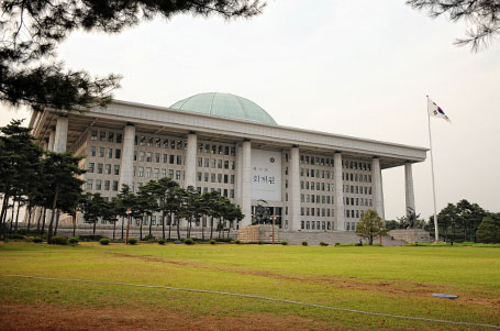 韓国政治の中心地、国会議事堂