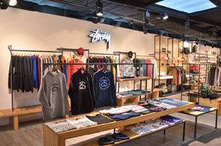 STUSSY（ステューシー）