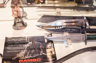 映画「RAMBO」<br>シルヴェスター・スタローン<br>のナイフ