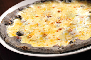4KINDS CHEESE PIZZA<br>価格：24,000ウォン