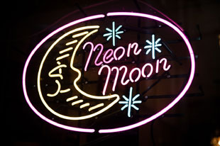 neon moon（ネオンムーン）|買い物・ショッピング | 韓国旅行・韓国 