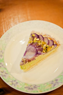 WINE PEAR TART