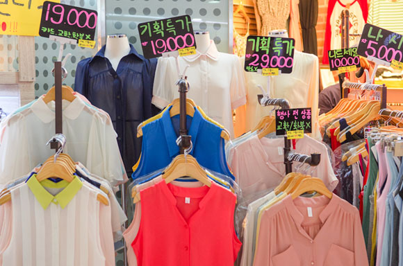 韓国で最新トレンドの春服をショッピング 韓国 ソウルのコラム 韓国旅行 韓国観光ならワウソウル